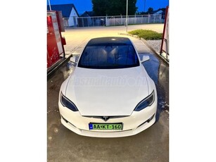 TESLA MODEL S 75 (Automata) Légrugós. Full e. Premium Conn. Autopilot. szervízben átnézetve. magánszemélytől