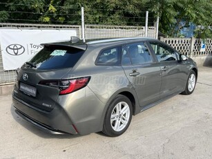 TOYOTA COROLLA Touring Sports 1.8 Hybrid Active e-CVT 2020 - led fényszóró - tolatókamera - vezetést támogató rendszerek