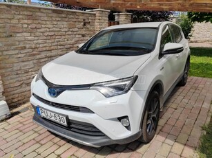 TOYOTA RAV 4 Rav4 2.5 Hybrid Executive MY18 2WD e-CVT Winter Edition