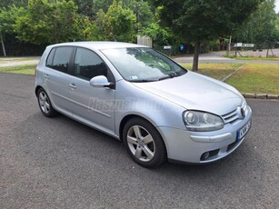 VOLKSWAGEN GOLF 1.6 Sportline (Automata) AUTOMATA Váltó