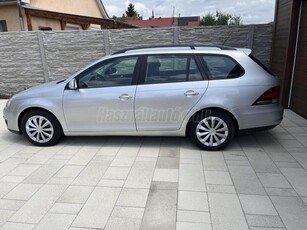 VOLKSWAGEN GOLF V 1.6 Comfortline