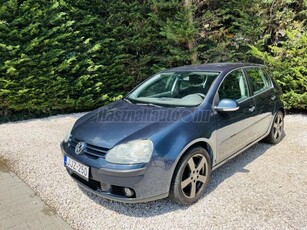 VOLKSWAGEN GOLF V 1.6 Comfortline