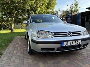 VOLKSWAGEN GOLF Variant 1.9 PD TDI Highline