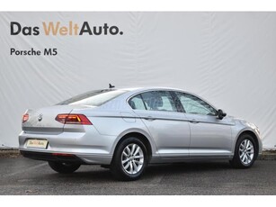 VOLKSWAGEN PASSAT VIII 2.0 TDI SCR Business DSG