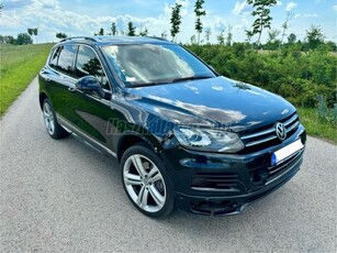 VOLKSWAGEN TOUAREG 4.2 V8 TDI Tiptronic ic R-line kívül belül!3.5T v.h