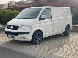 VOLKSWAGEN TRANSPORTER T5 1.9 TDI Klíma/Vonóhorog Csere is