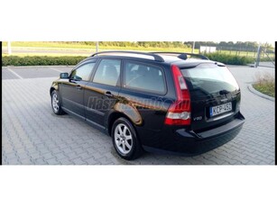 VOLVO V50 1.6 D Kinetic