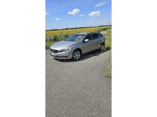 VOLVO V60 2.0 D [D3] Kinetic