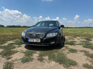 VOLVO V70 1.6 D [D2] Momentum