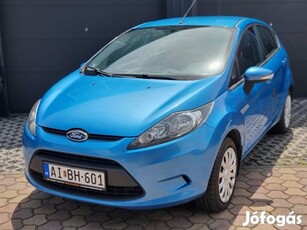 Ford Fiesta 1.25 Ambiente Nagyon Szép Óceánkék....