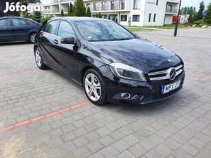 Mercedes-Benz A 180 (Blueefficiency) Style