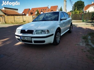 Skoda Octavia 1.6 Ambiente