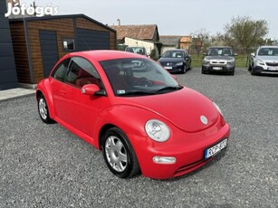 Volkswagen New Beetle 1.6 Friss Műszaki ! Két K...