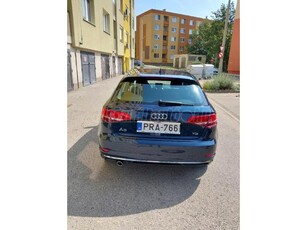 AUDI A3 Sportback 1.6 TDI Design S-tronic