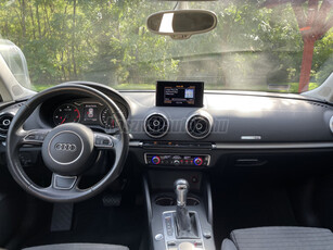 AUDI A3 Sportback 2.0 TDI Ambition quattro S-tronic