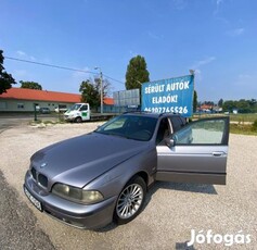 BMW 523i Touring (Automata)