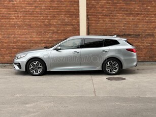 KIA OPTIMA SW 2.0 PHEV (Automata) LED LÁMPA-PANORÁMA-TÁVTARTÓ-NAVI-SÁVTARTÓ-KOCCANÁSGÁTLÓ-HARMAN HIFI-FÉLBŐR-WIFI