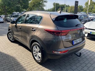 KIA SPORTAGE 1.6 GDI LX Navi Magyar. Szervizkönyv. NAVI. Kamera. Vonóhorog