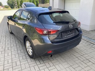 MAZDA 3 Sport 2.0 Challenge 139000KM SZERVIZKÖNYV