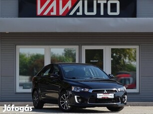 Mitsubishi Lancer Sportback 1.6 Invite 70eKM-KL...