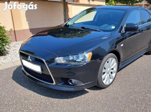 Mitsubishi Lancer Sportback 1.8 Intense Sérülés...