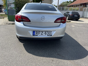 OPEL ASTRA J 1.6 Enjoy