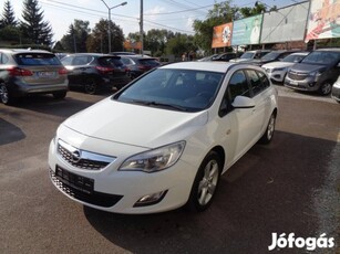 Opel Astra J Sports Tourer 1.4 T Enjoy Végig 1...