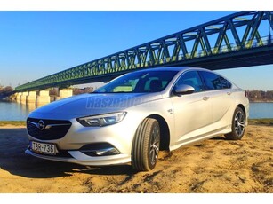 OPEL INSIGNIA Grand Sport 1.5 Dynamic Start Stop OPC line