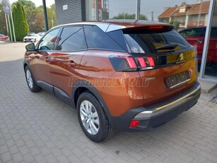 PEUGEOT 3008 1.2 PureTech Allure Navi/Kamera