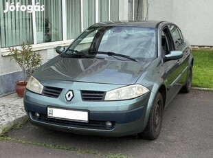 Renault Megane Limousine 1.6 Authentique Magyar...