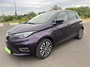 RENAULT ZOE E-Tech Electric R135 52 kWh Iconic FULL FULL EXTRA! NAGY KIJELZŐ! TÉLI CSOMAG! KAMERA! FRISS SZERVIZ!CCS