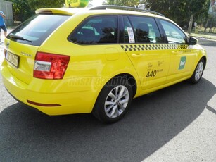 SKODA OCTAVIA Combi 1.6 CR TDI Style DSG