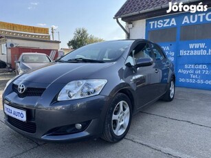 Toyota Auris 1.6 Sol friss műszaki.tolatóradar....