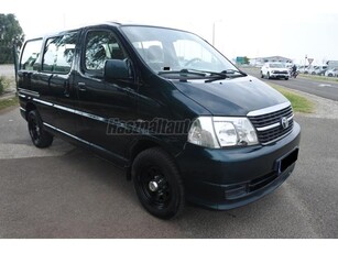 TOYOTA HI-ACE Hiace 2.5 D-4D 4WD BUS Stilus ÖSSZKERÉK! - MÁSODIK TULAJTÓL! - KLÍMA!