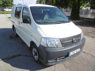 TOYOTA HI-ACE Hiace 2.5 D-4D 4x4 Panel Van Magyarországi.Dupla tolóajtó