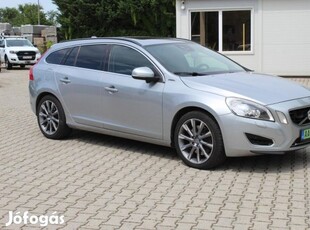 Volvo V60 2.4 D [D6] Phev AWD Summum Geartronic...