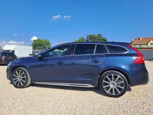 VOLVO V60 2.4 D [D6] PHEV AWD Summum Geartronic NAVIGÁCIÓ-XENON-BŐR-VONÓHOROG-GARANCIA!!!!