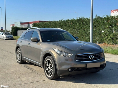 Infiniti FX