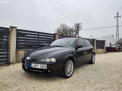 Alfa Romeo 147