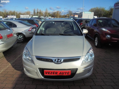 Hyundai I30 1.6 DOHC Style T RADAR Digit Klima...