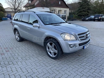 MERCEDES-BENZ GL 420 CDI 4Matic (Automata) (7 személyes ) 7 SZEMÉLYES. 4x ÜLÉSFŰTÉS. TÉLI- NYÁRI KEREKEK. 3.5 T VONÓHOROG