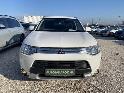 MITSUBISHI OUTLANDER 2.2 DI-D Instyle Navi 4WD (Automata) Frissen Szervízelt. 1 Napon Belül Átvehető. 1 Éves Ajándék Garancia