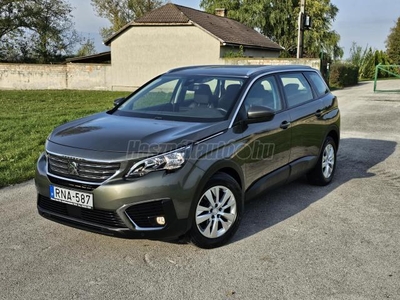 PEUGEOT 5008 1.2 PureTech Active S&S (7 személyes ) EURO6.2 79.400 KM-1.tulaj.Magyar.Szervizkönyv