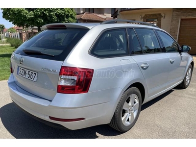 SKODA OCTAVIA Combi 1.6 CR TDI Style DSG