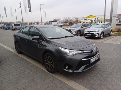 TOYOTA AVENSIS 1.6 Live 65029 Km! Végig szervízkönyves! Kitűnő állapotban! Téli szett az árban!