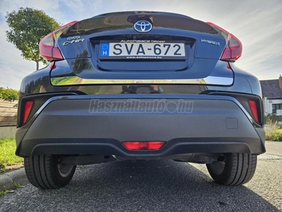 TOYOTA C-HR 1.8 Hybrid Executive e-CVT