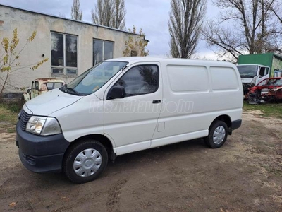 TOYOTA HI-ACE Hiace 2.5 D-4D Panel Van 112.000km