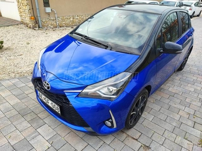 TOYOTA YARIS 1.5 Dual VVT-iE Selection Smart Blue