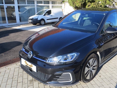 Volkswagen Golf VII 1.4 TSI GTE Plug-In-Hybrid...