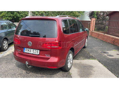 VOLKSWAGEN TOURAN 2.0 CR TDI Highline DSG [7 személy]